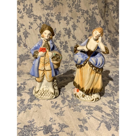 Pair of Vintage Figurines Couple Hand Painted - Picture 1 of 6